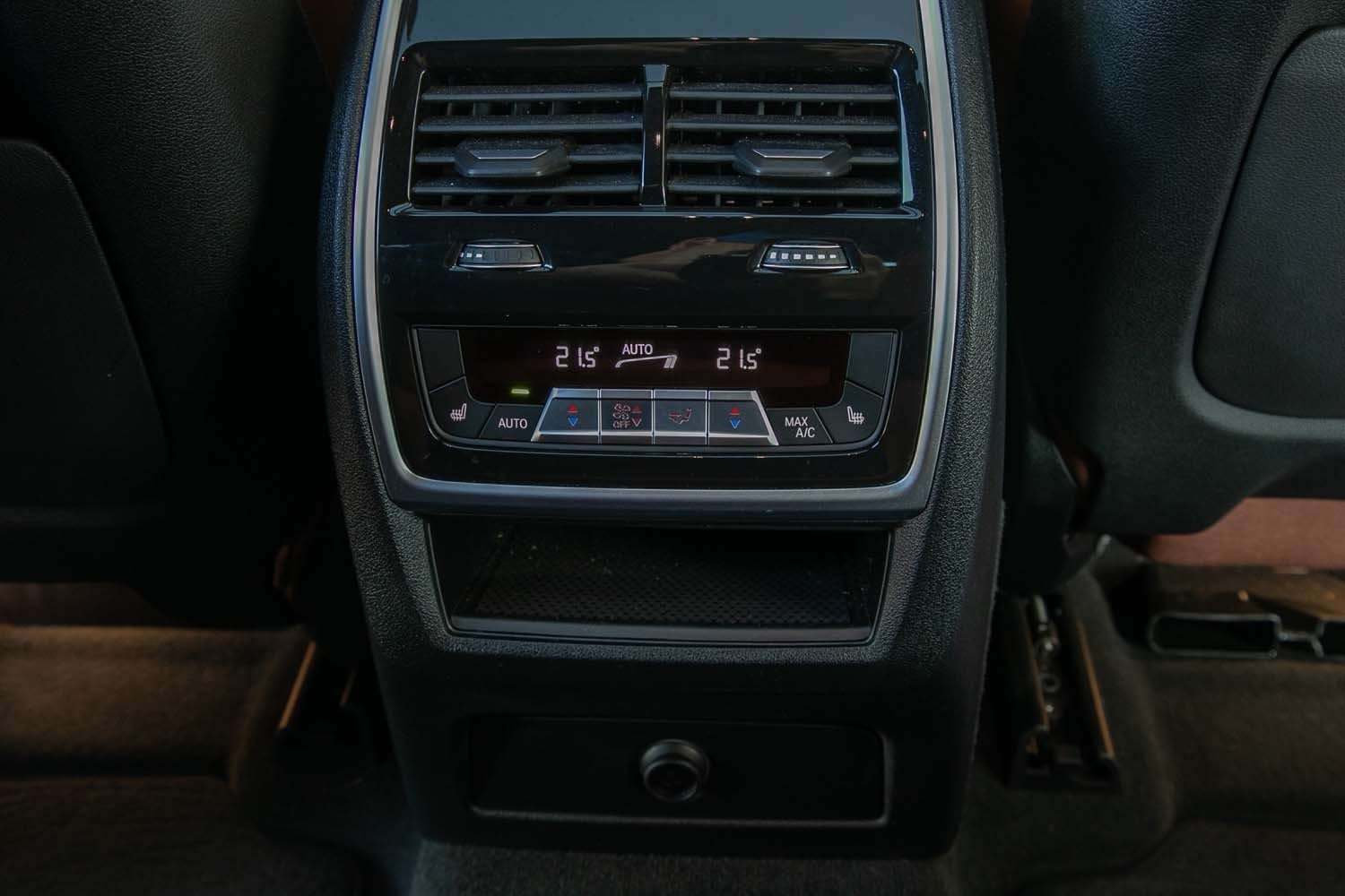 Fahrzeugbild eines BMW X6