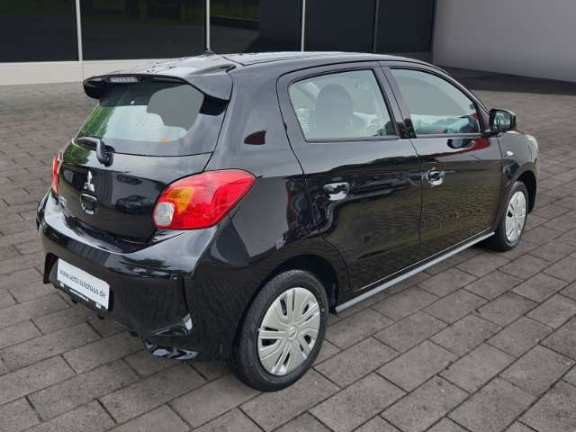 Fahrzeugbild eines Mitsubishi Space Star