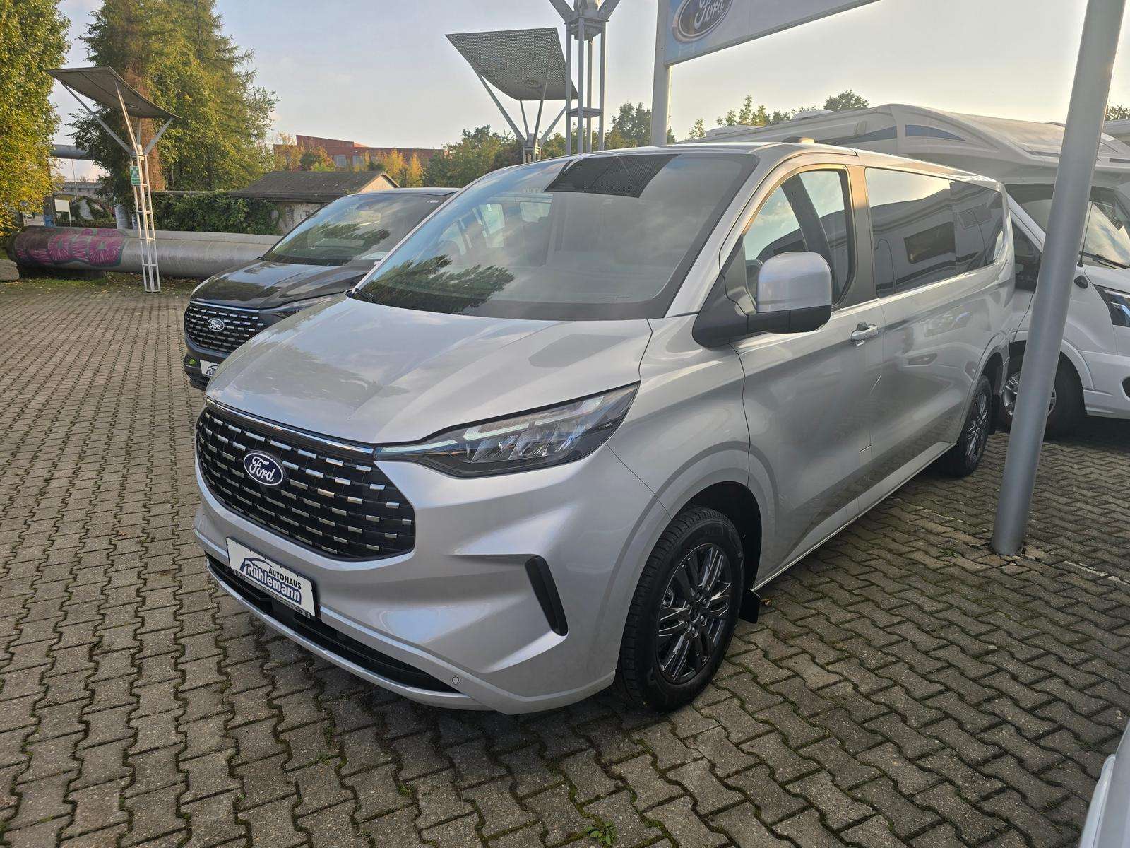 Fahrzeugbild eines Ford Tourneo Custom