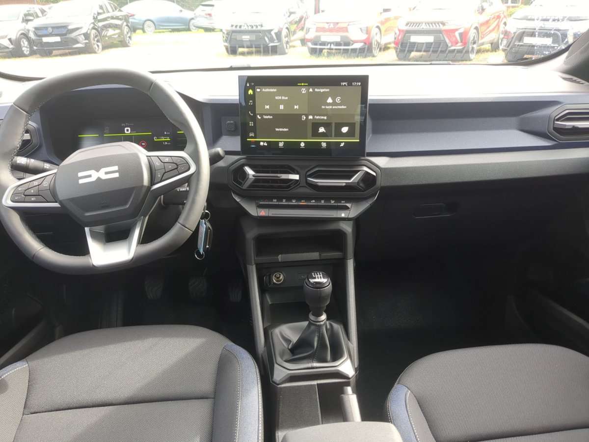 Fahrzeugbild eines Dacia Duster
