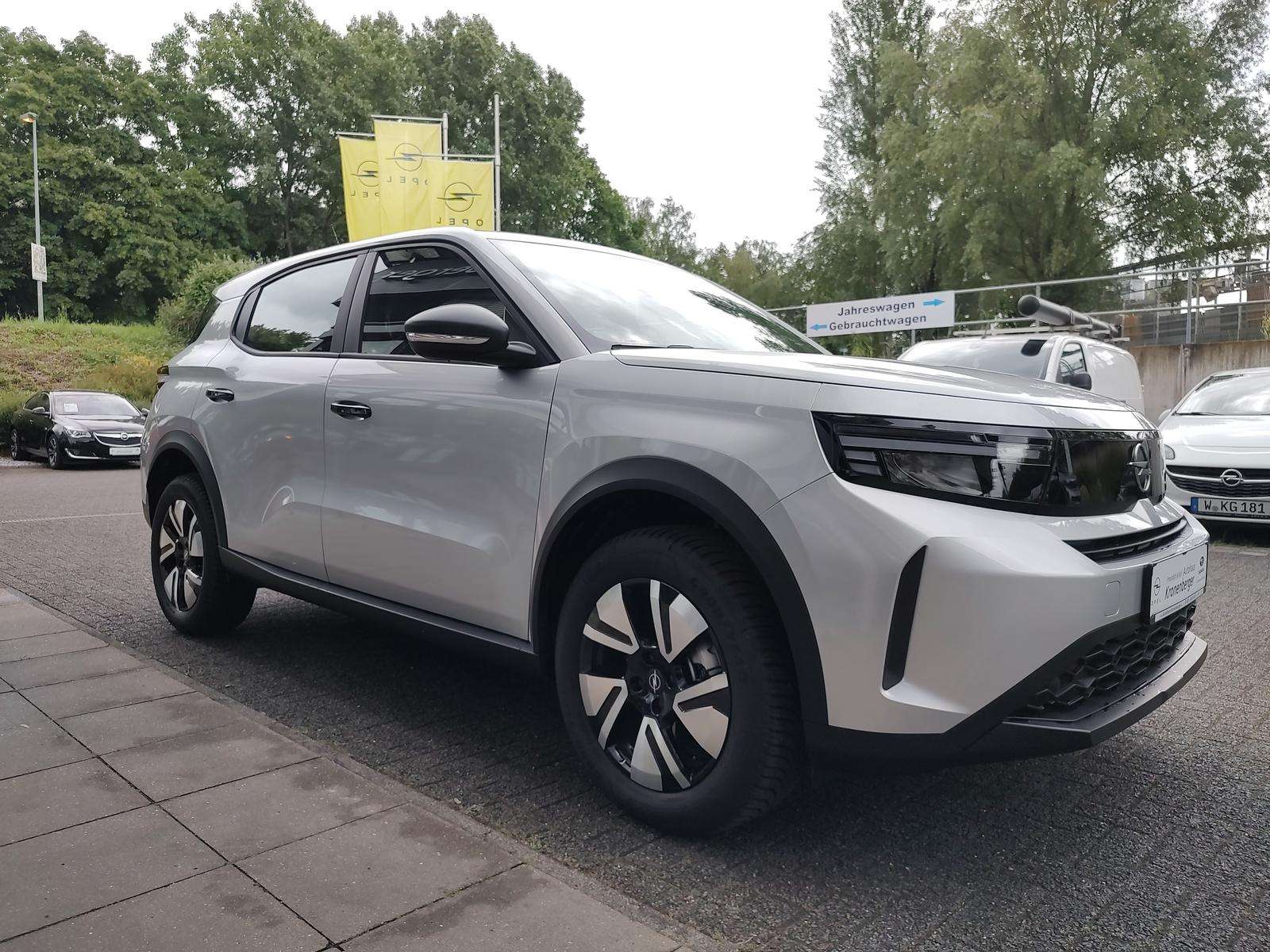 Fahrzeugbild eines Opel Frontera