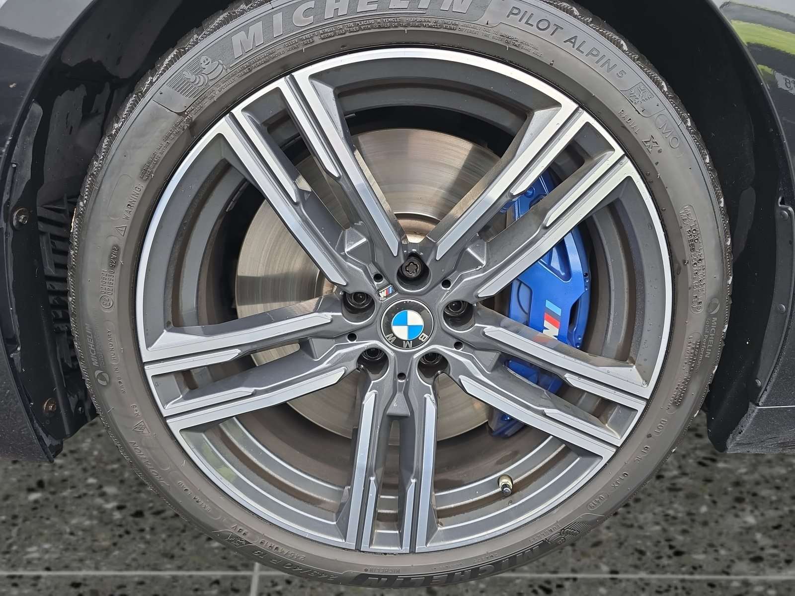 Fahrzeugbild eines BMW 8er-Reihe