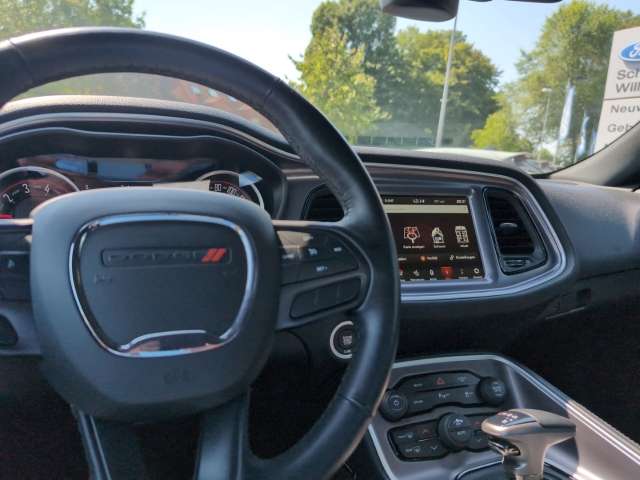 Fahrzeugbild eines Dodge Challenger