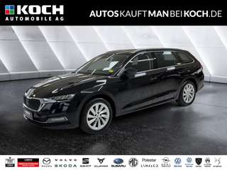 Schräge Frontansicht auf einen Skoda Octavia , freigestellt