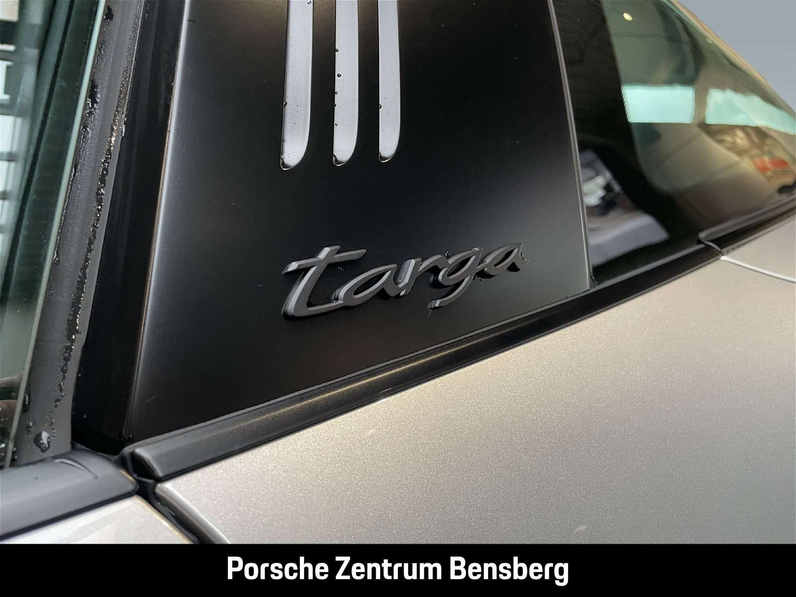 Fahrzeugbild eines Porsche 911