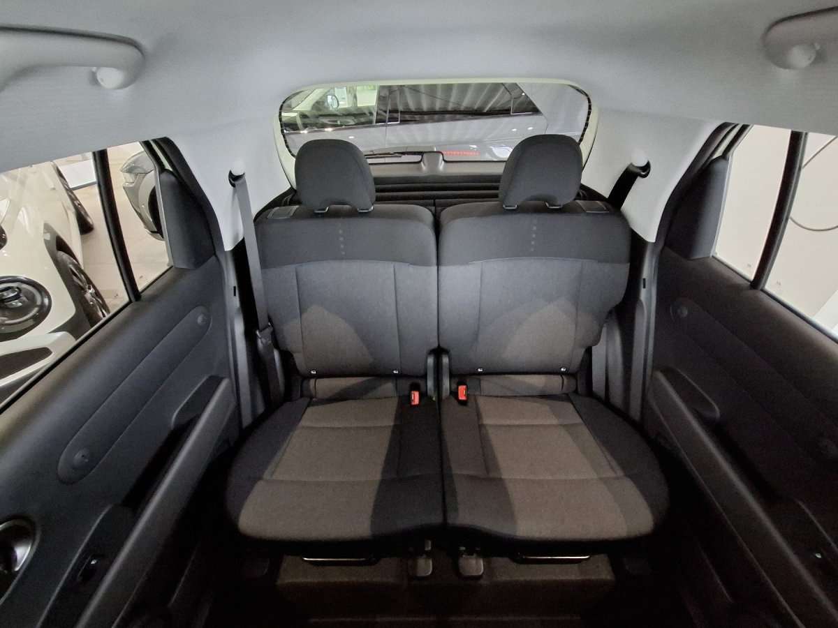 Fahrzeugbild eines Hyundai Inster