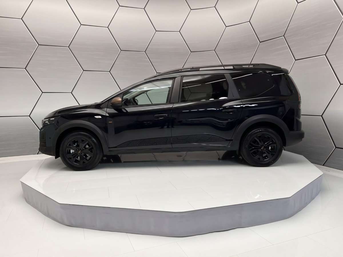 Fahrzeugbild eines Dacia Jogger