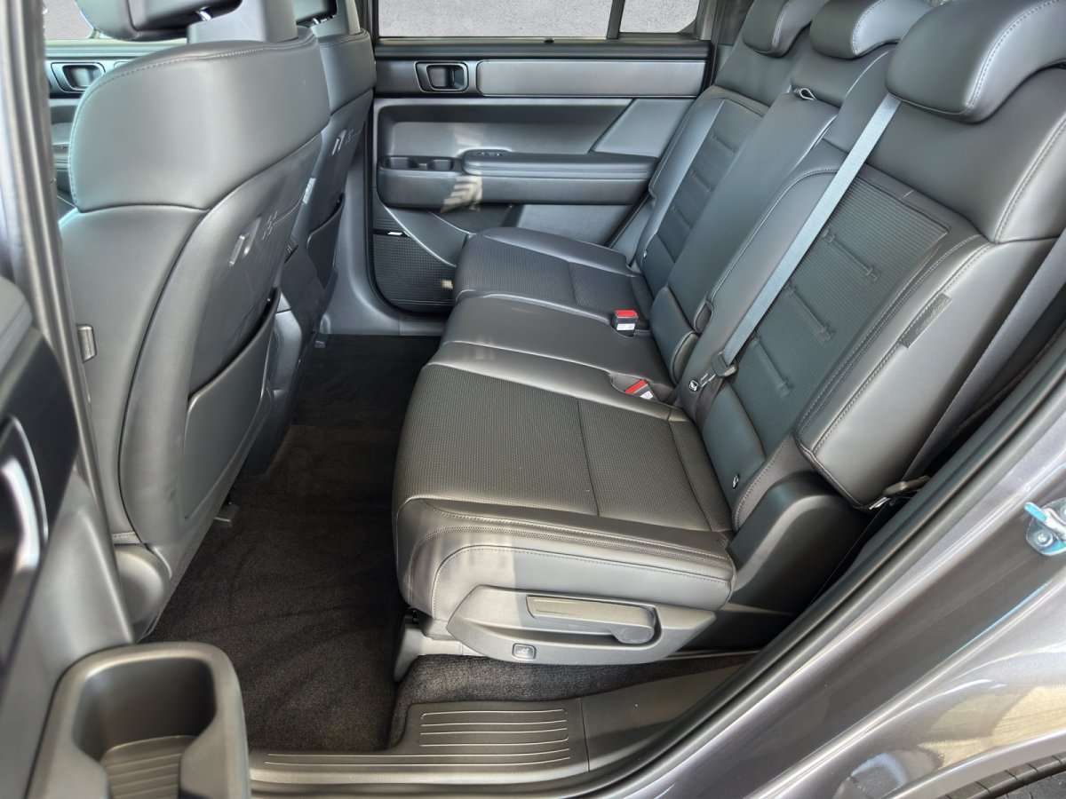 Fahrzeugbild eines Hyundai Santa Fe