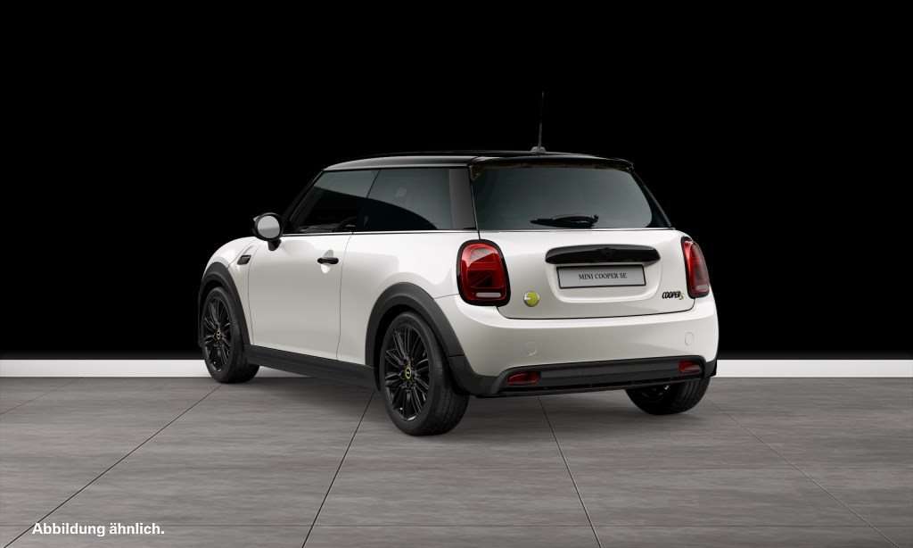 Fahrzeugbild eines MINI COOPER SE