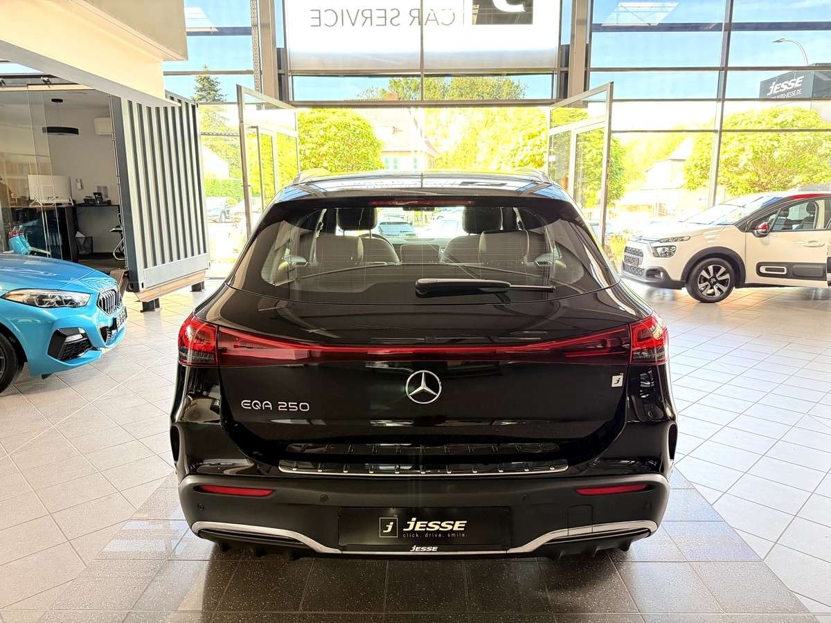 Fahrzeugbild eines Mercedes-Benz EQA
