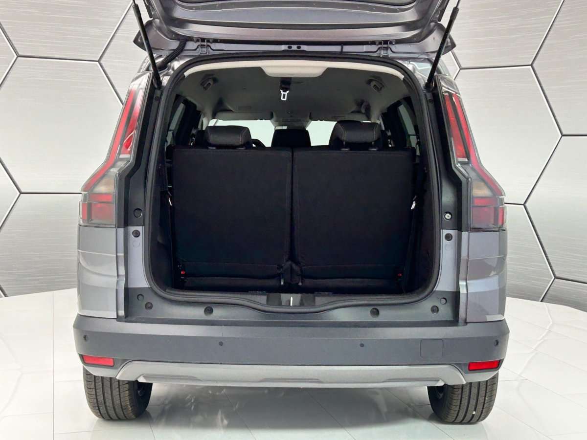Fahrzeugbild eines Dacia Jogger