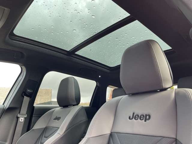 Fahrzeugbild eines Jeep Compass