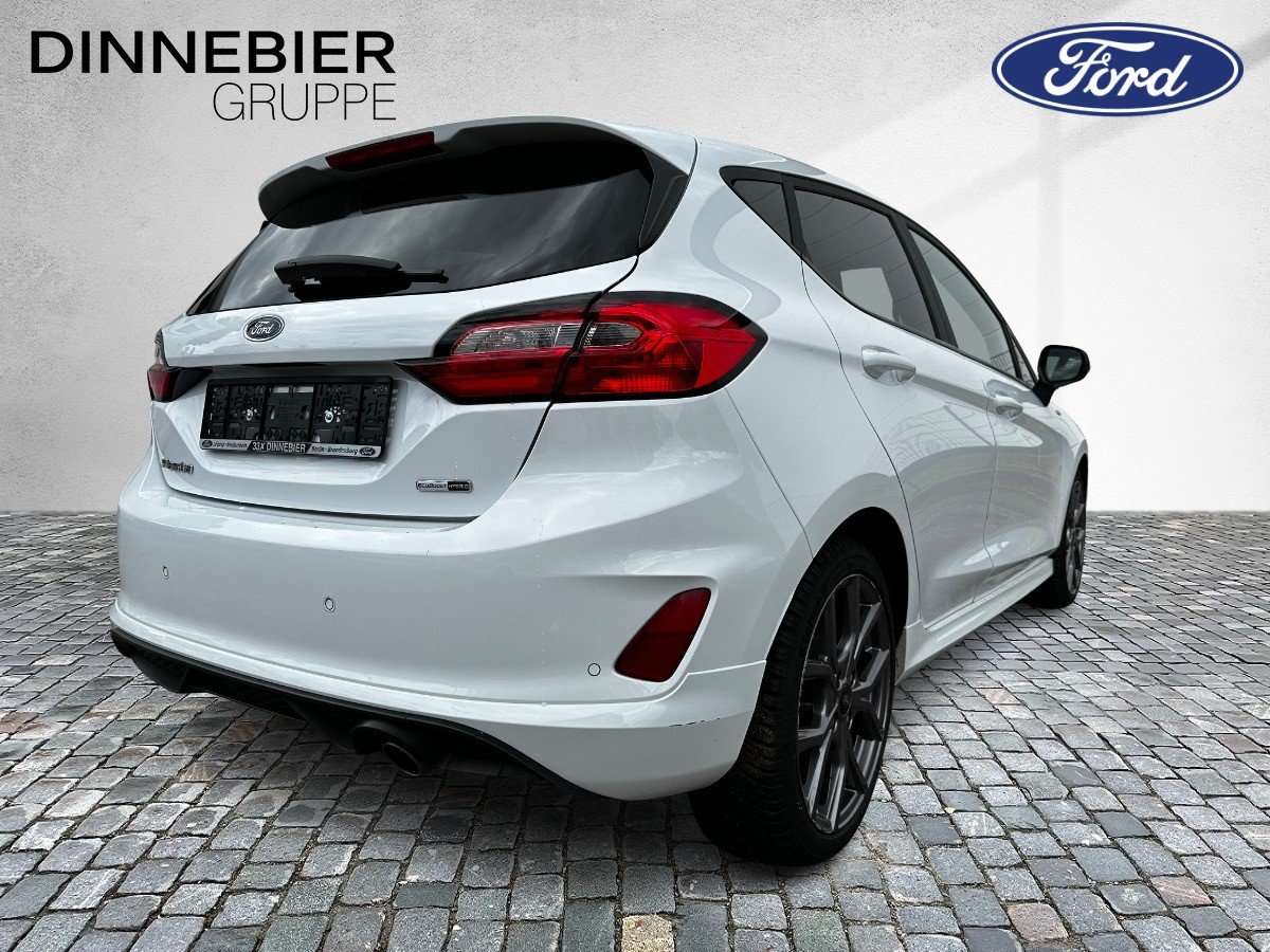 Fahrzeugbild eines Ford Fiesta