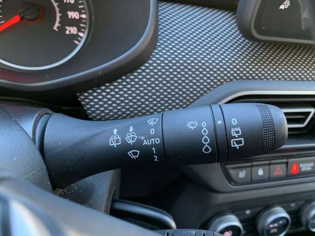 Fahrzeugbild eines Dacia Jogger