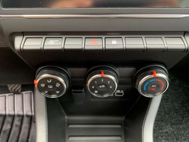 Fahrzeugbild eines Renault Clio