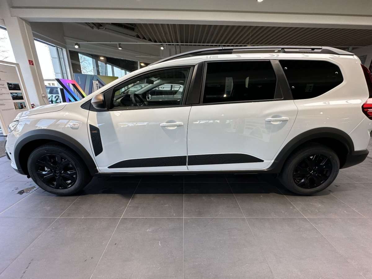 Fahrzeugbild eines Dacia Jogger