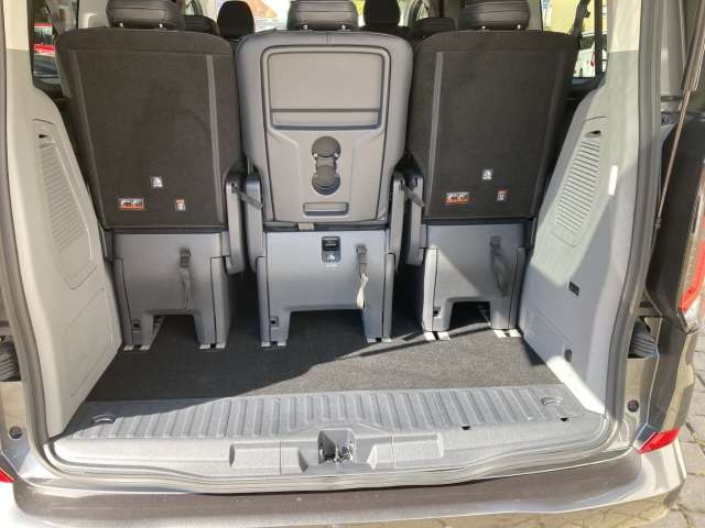 Fahrzeugbild eines Ford Tourneo Custom