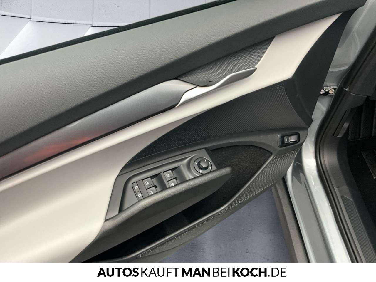 Fahrzeugbild eines Skoda ELROQ