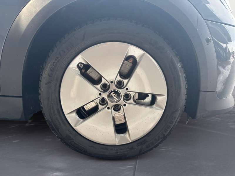 Fahrzeugbild eines MINI COOPER