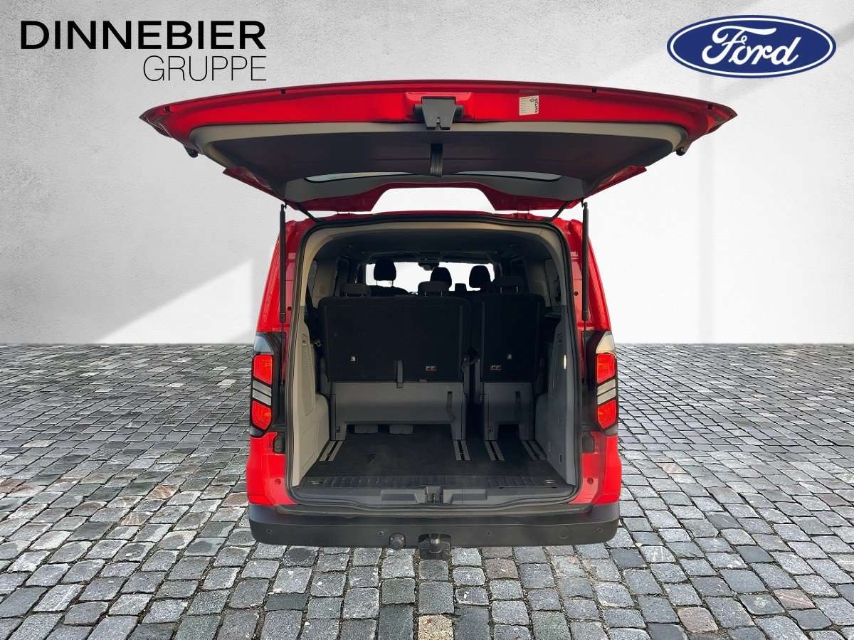 Fahrzeugbild eines Ford Tourneo Custom