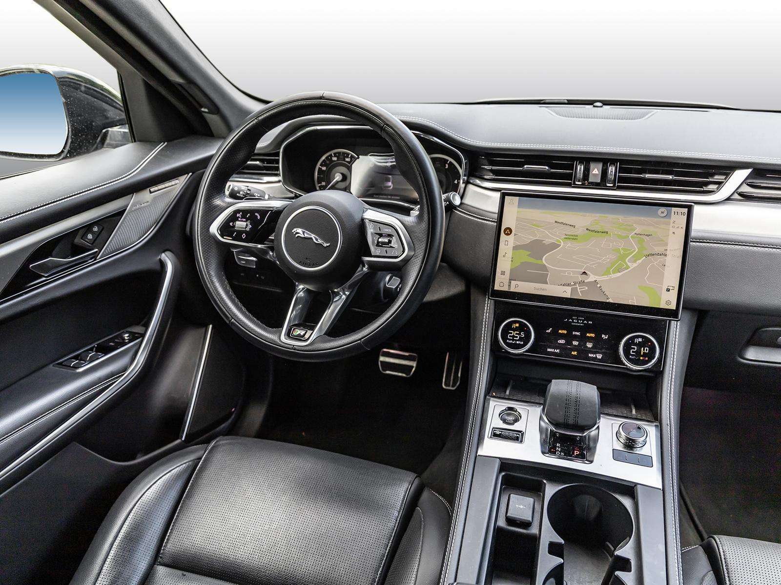 Fahrzeugbild eines Jaguar F-PACE