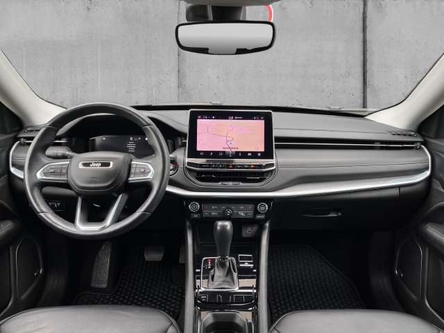 Fahrzeugbild eines Jeep Compass