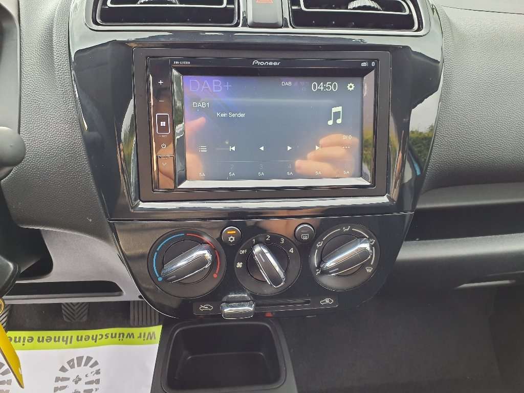 Fahrzeugbild eines Mitsubishi Space Star