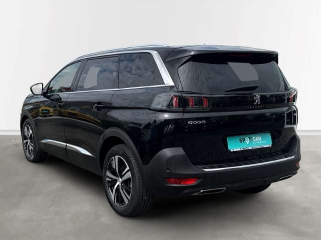 Fahrzeugbild eines Peugeot 5008