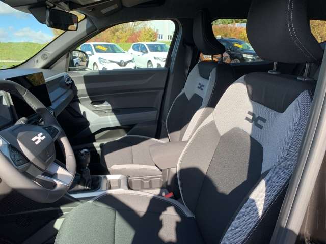 Fahrzeugbild eines Dacia Duster