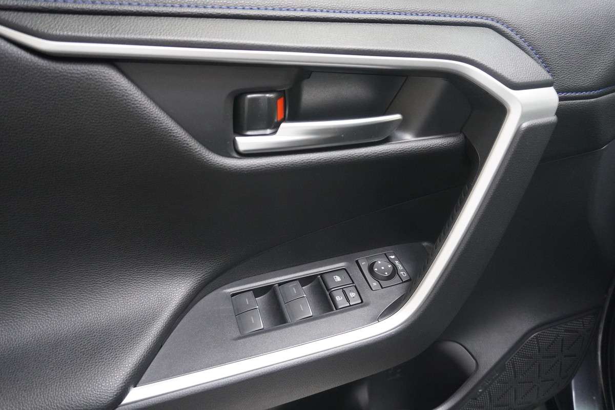 Fahrzeugbild eines Toyota RAV4