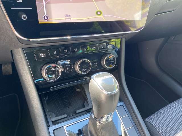 Fahrzeugbild eines Skoda Superb