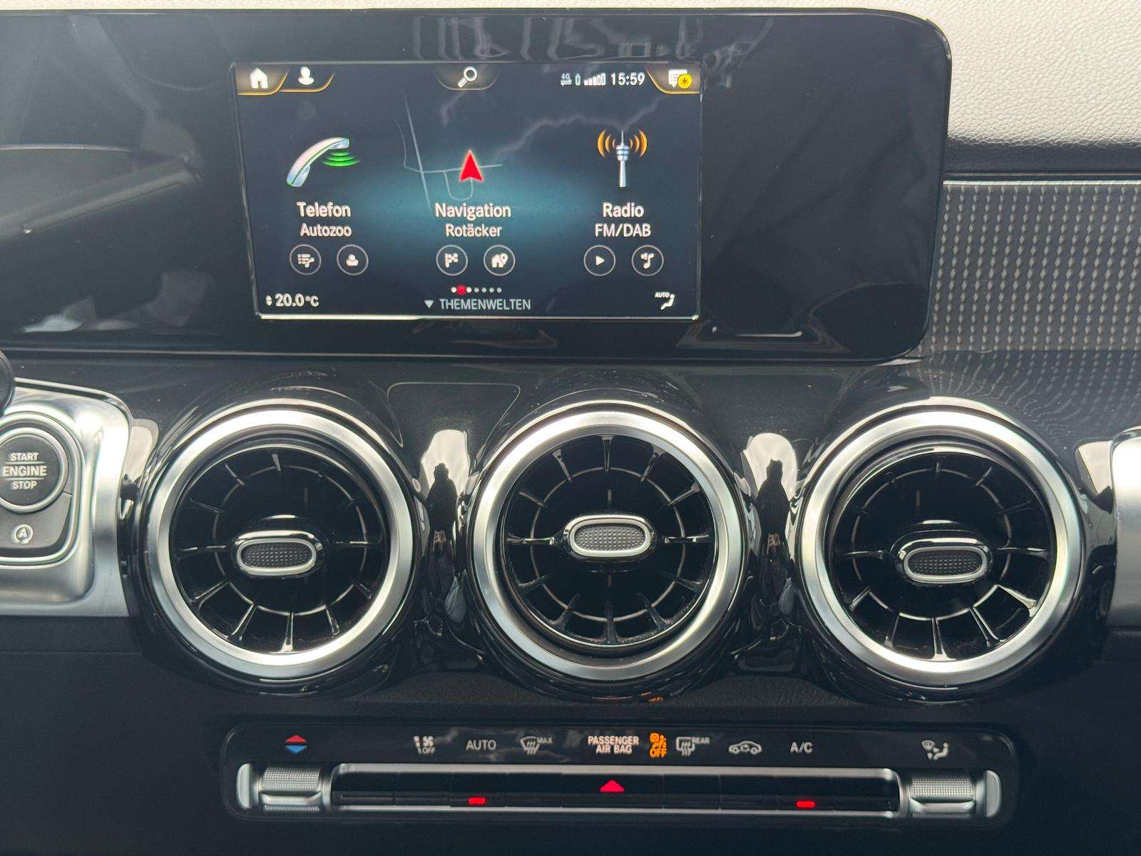 Fahrzeugbild eines Mercedes-Benz GLB