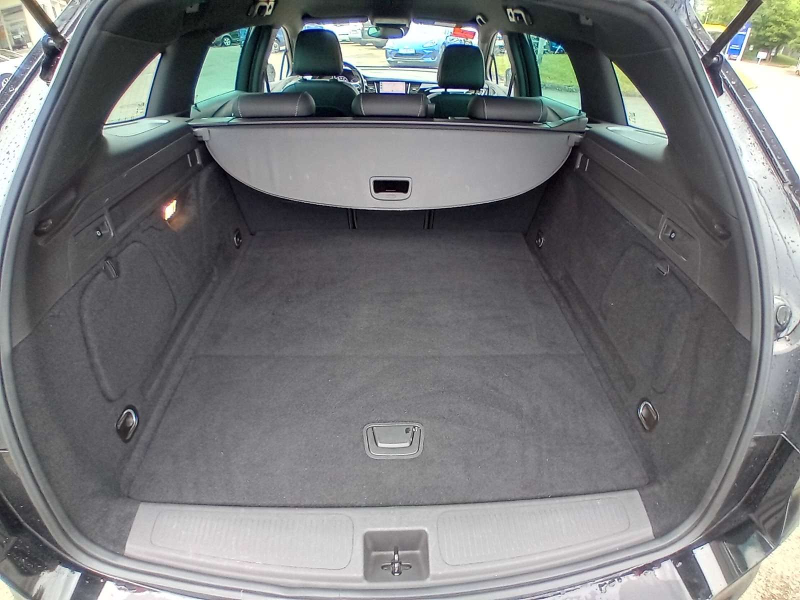 Fahrzeugbild eines Opel Astra