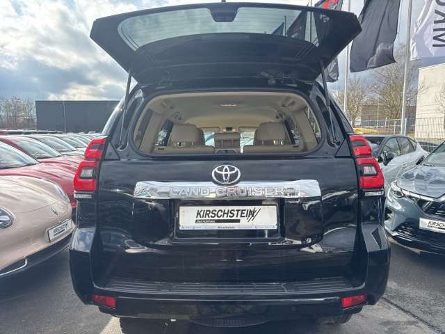 Fahrzeugbild eines Toyota Land Cruiser
