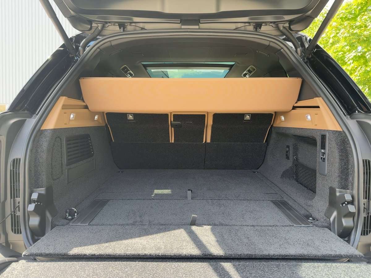 Fahrzeugbild eines Land Rover Range Rover