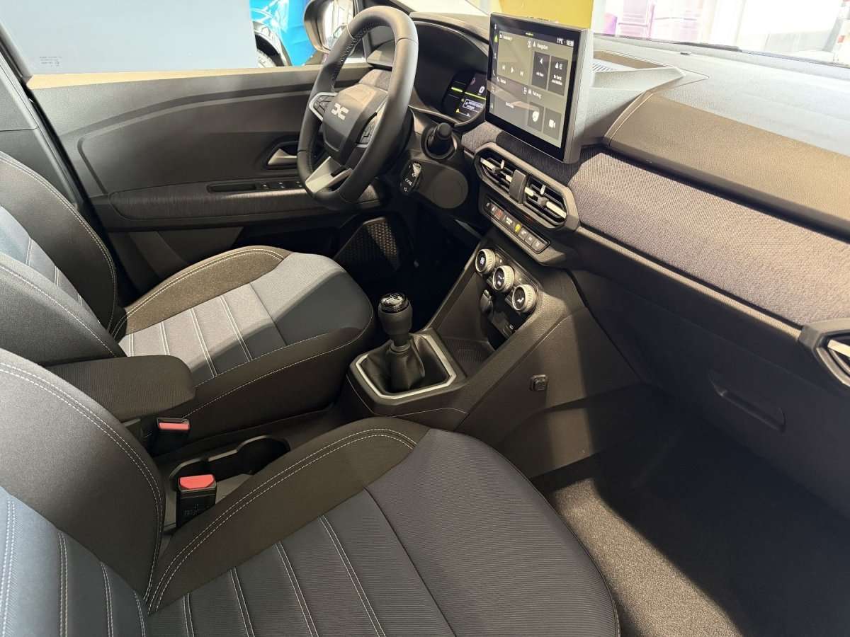 Fahrzeugbild eines Dacia Jogger