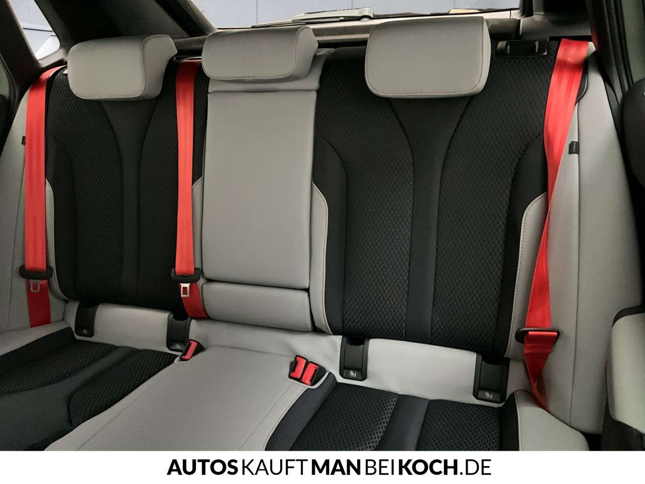 Fahrzeugbild eines Skoda ELROQ