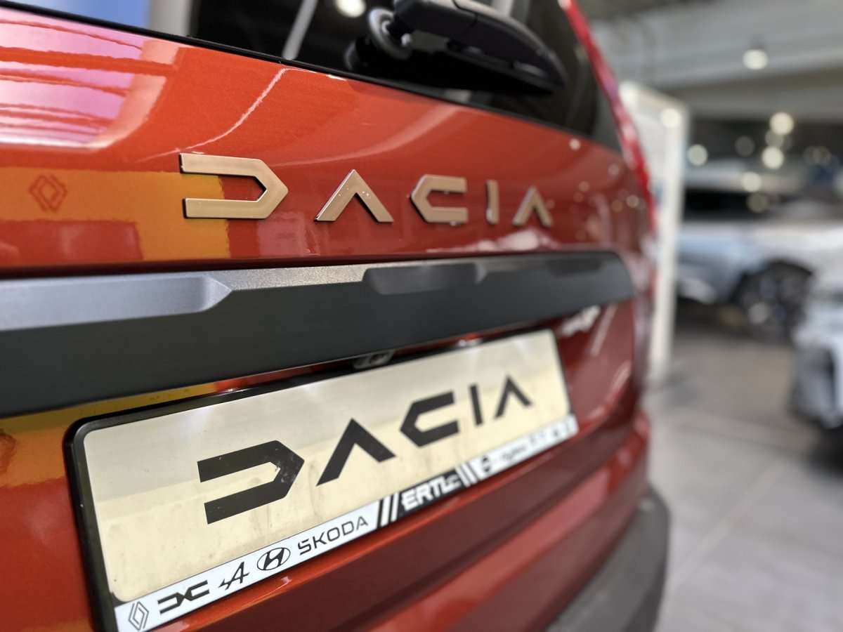 Fahrzeugbild eines Dacia Jogger