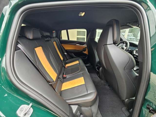 Fahrzeugbild eines BMW X4