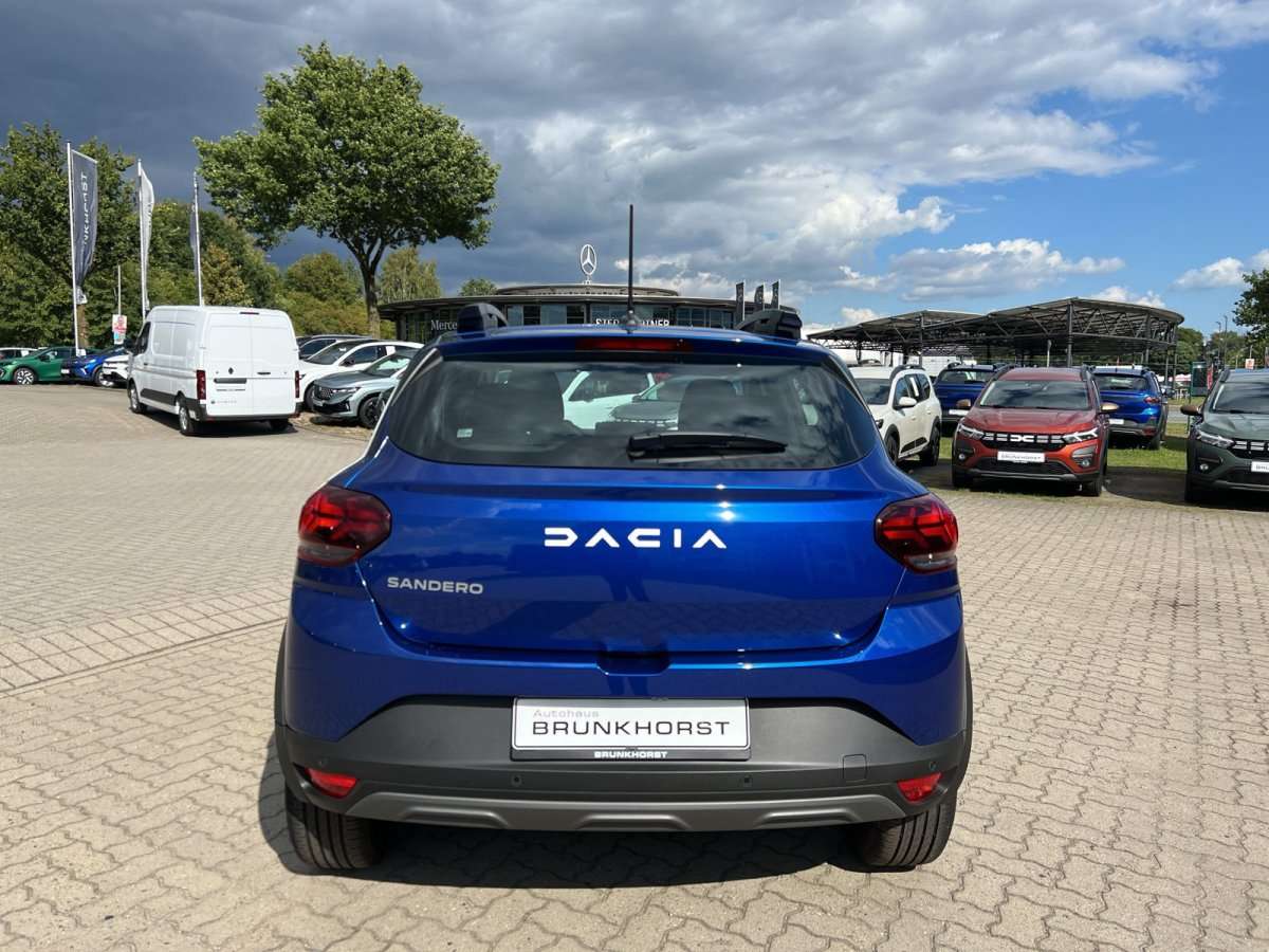 Fahrzeugbild eines Dacia Sandero