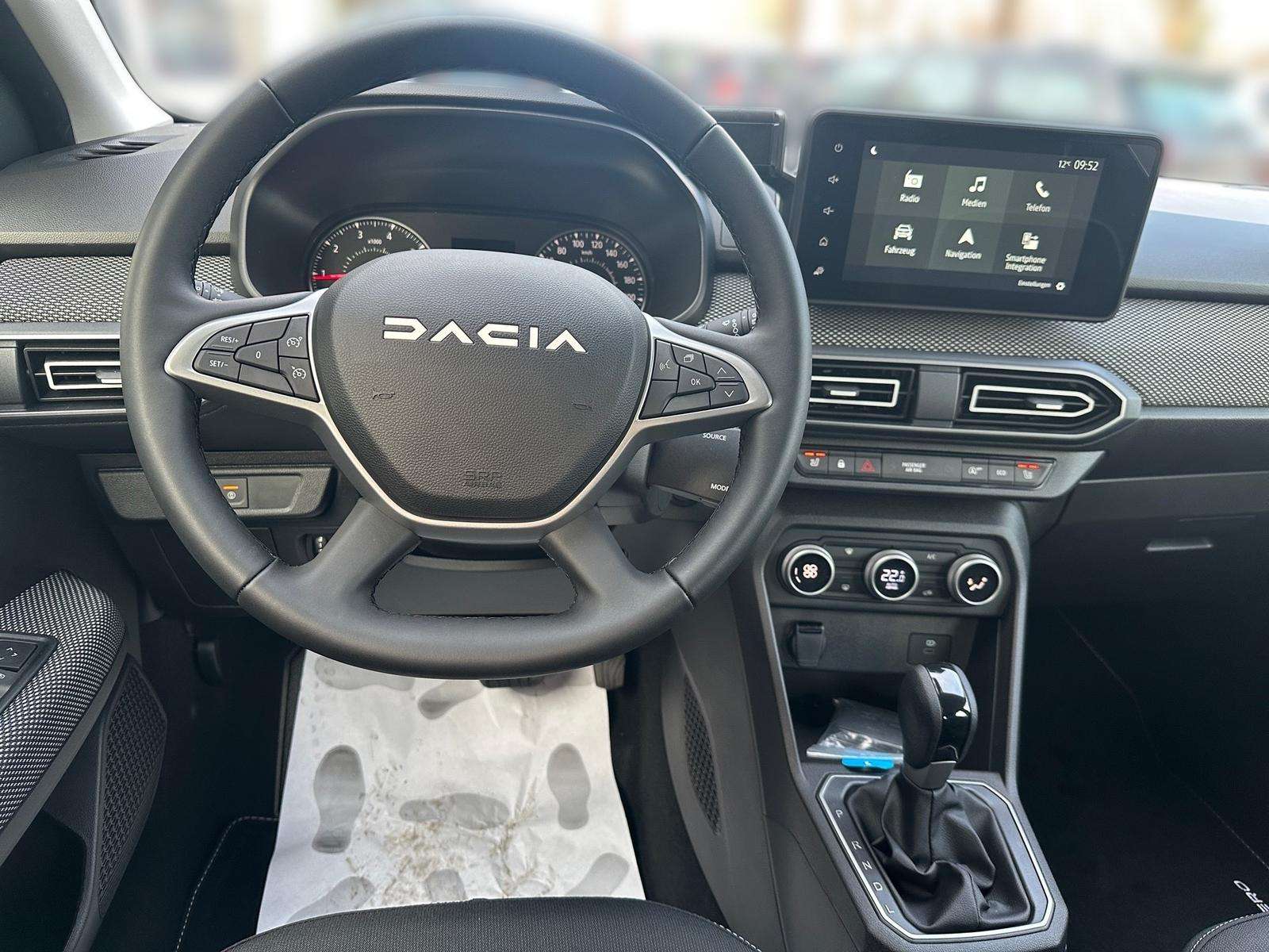 Fahrzeugbild eines Dacia Sandero