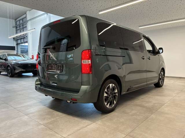 Fahrzeugbild eines Opel Zafira Life