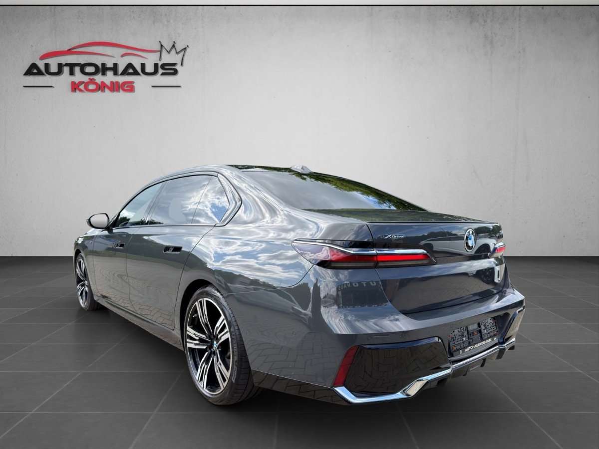 Fahrzeugbild eines BMW 7er-Reihe