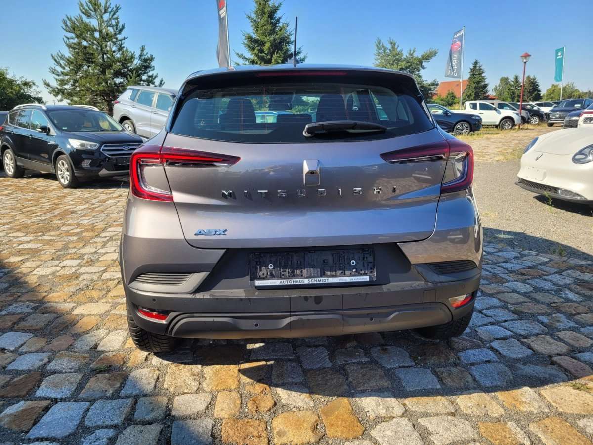 Fahrzeugbild eines Mitsubishi ASX