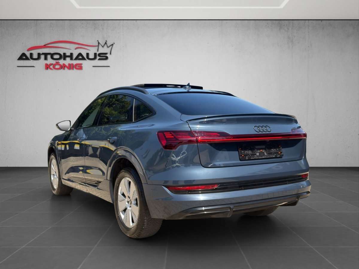 Fahrzeugbild eines Audi e-tron