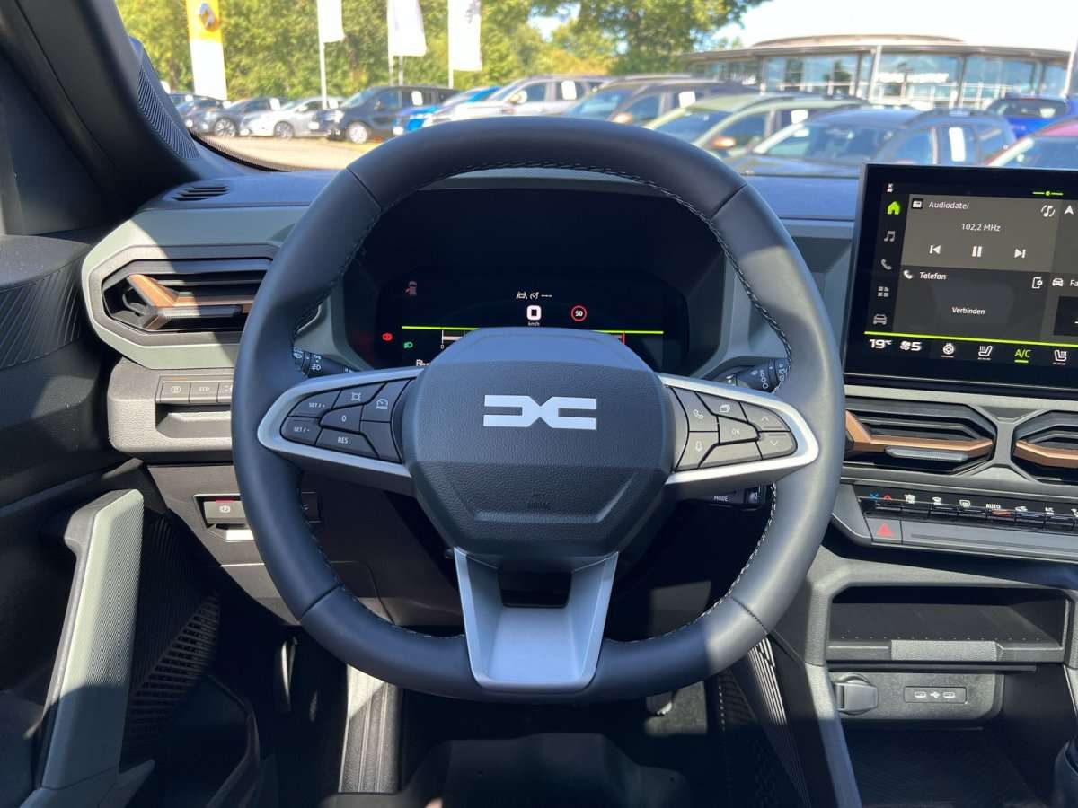 Fahrzeugbild eines Dacia Bigster