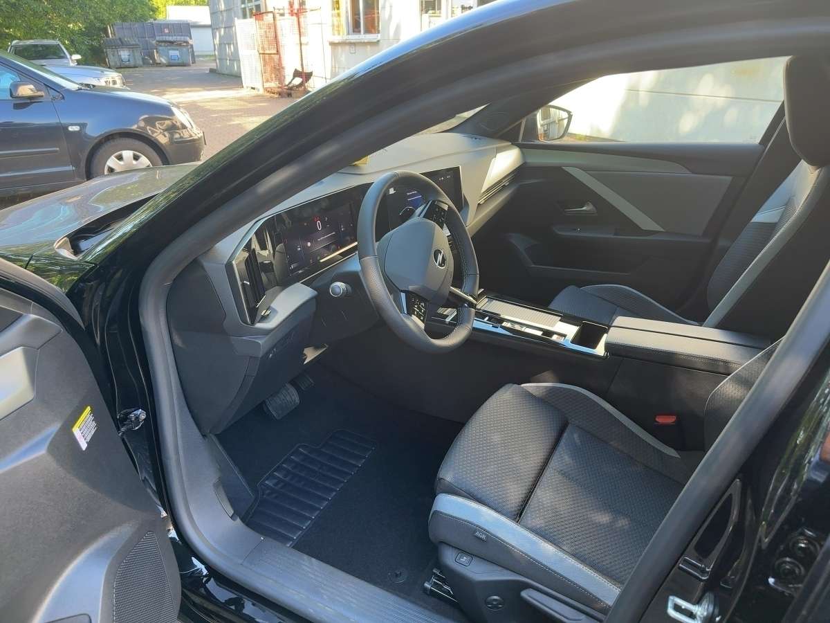 Fahrzeugbild eines Opel Astra