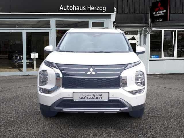 Fahrzeugbild eines Mitsubishi Outlander