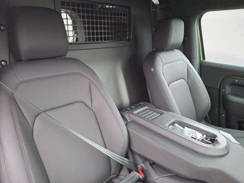 Fahrzeugbild eines Land Rover Defender