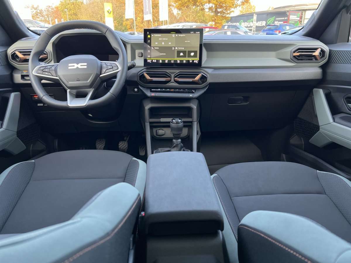 Fahrzeugbild eines Dacia Bigster